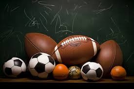 詹姆斯晒照质疑裁判判罚，湖人惜败雄鹿引发争议